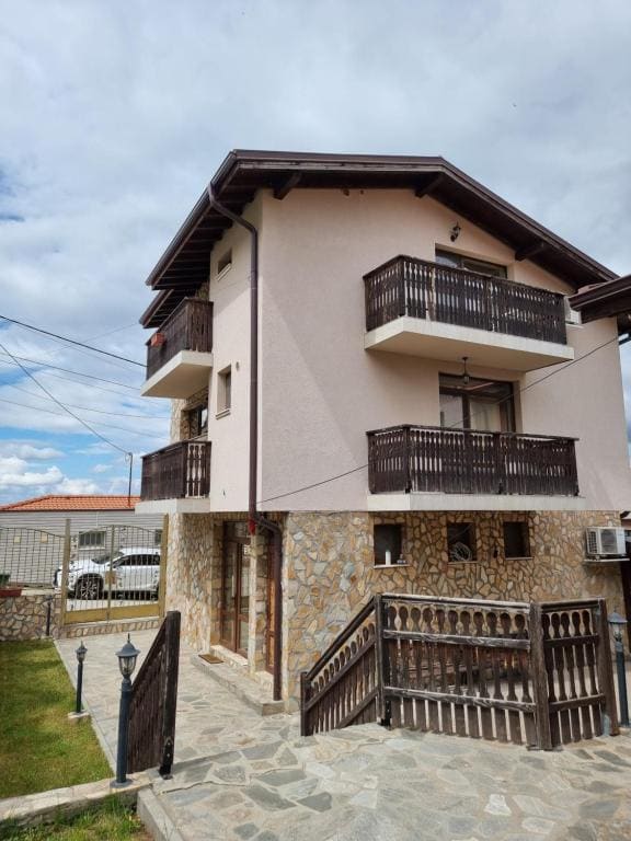 Andreevite Houses - View 7