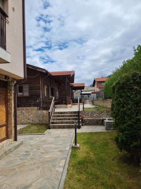 Andreevite Houses - View 2