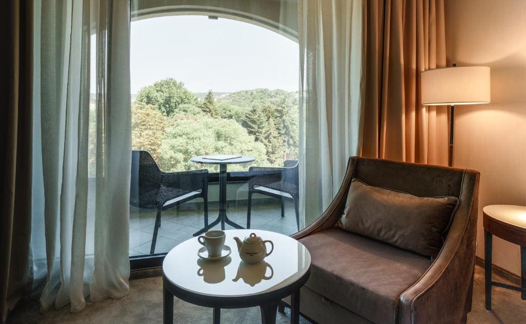 Astor Garden Hotel - व्यू 6