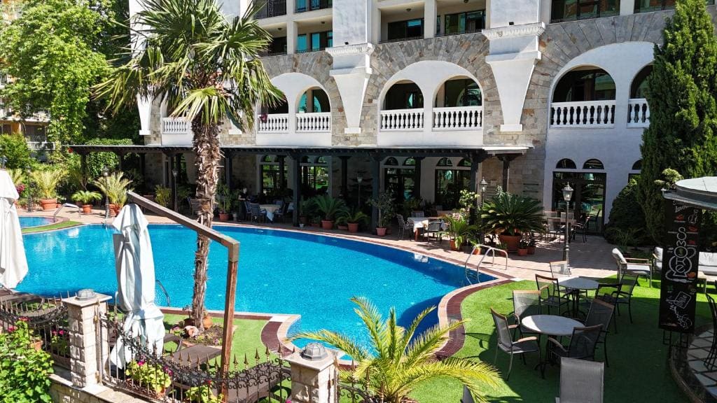 Art Hotel Babylon - View 4