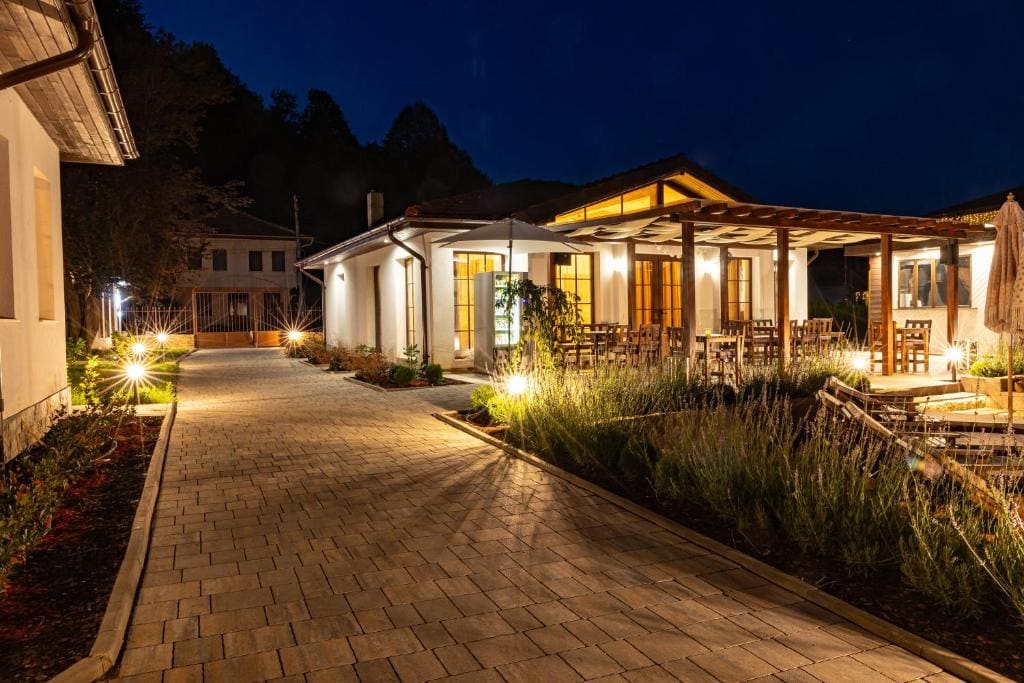Bashtinata stryaha Guest rooms and Natural pool - View 7