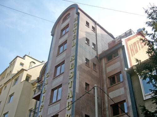 California Hotel - Main view