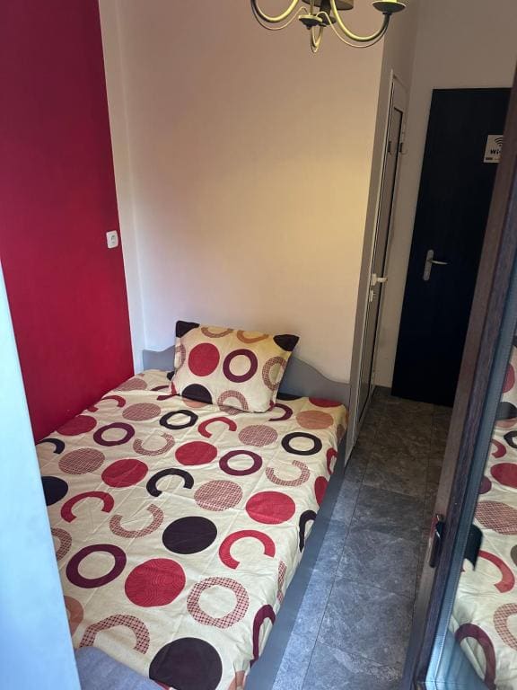Comfort Guest Rooms - View 7