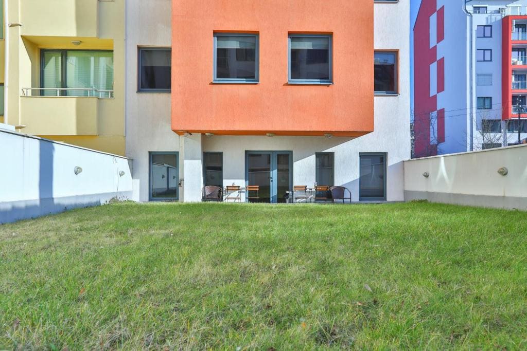 easyHotel Sofia - View 5