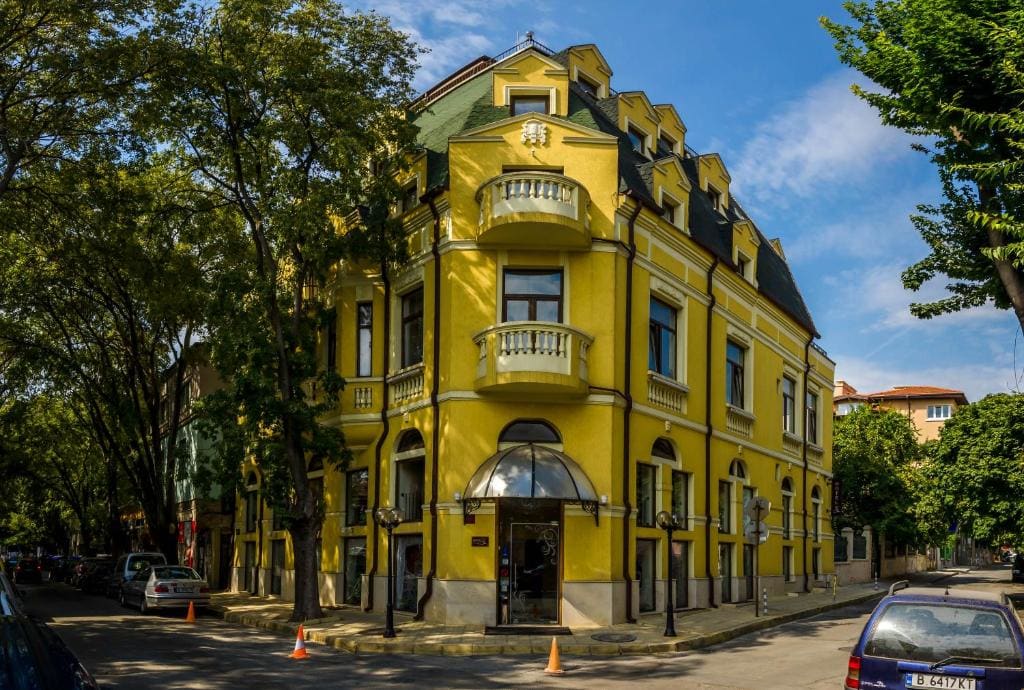Hi Boutique Hotel - Main view