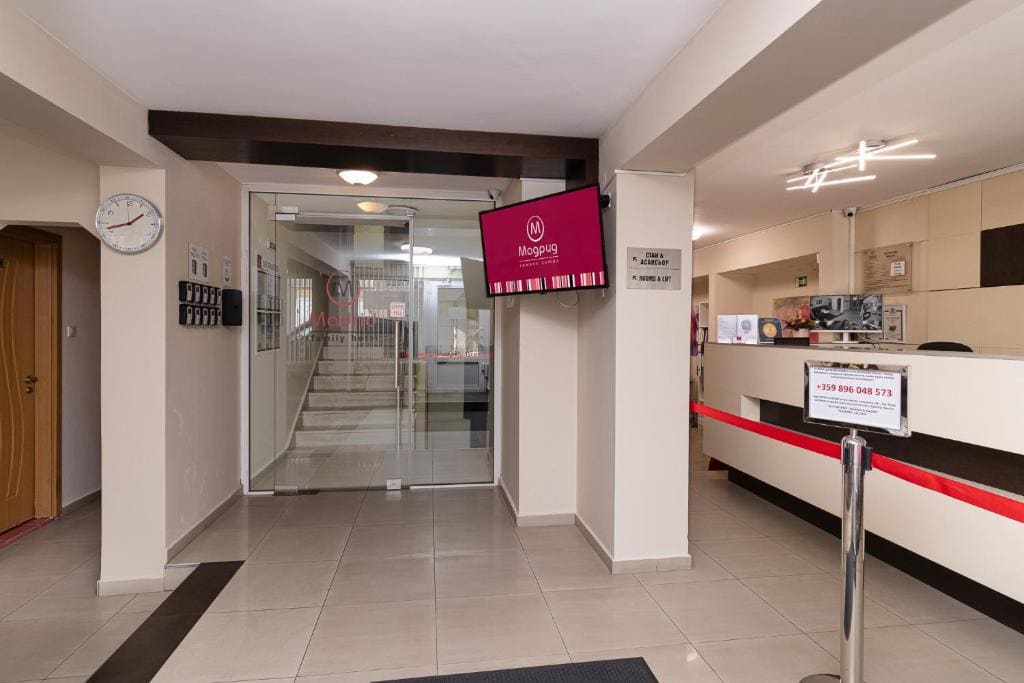 Family Hotel Madrid - View 5