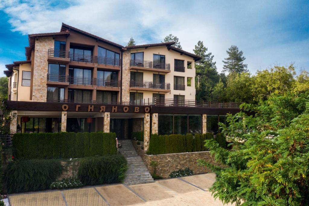 Family Hotel Ognyanovo - Main view