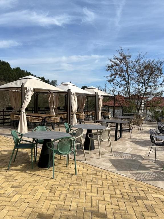 Family Hotel Ognyanovo - View 6