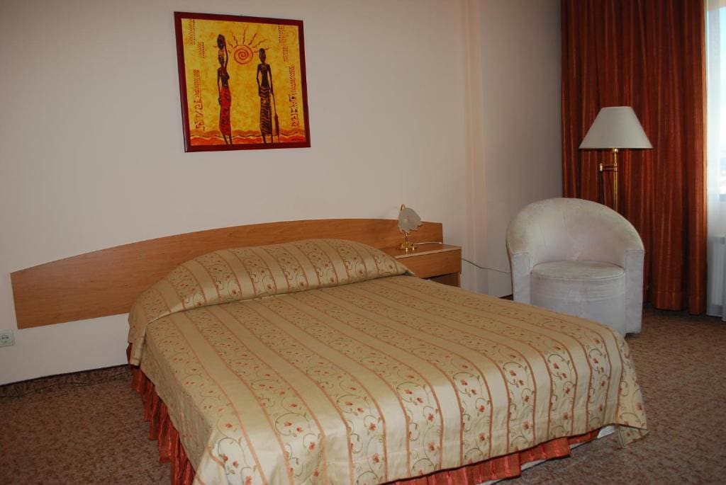 Hotel Velbazhd - View 2