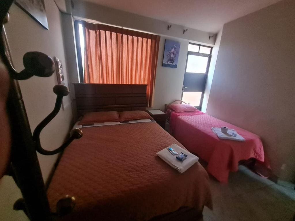 Hostal La Extincion - Tampilan 3