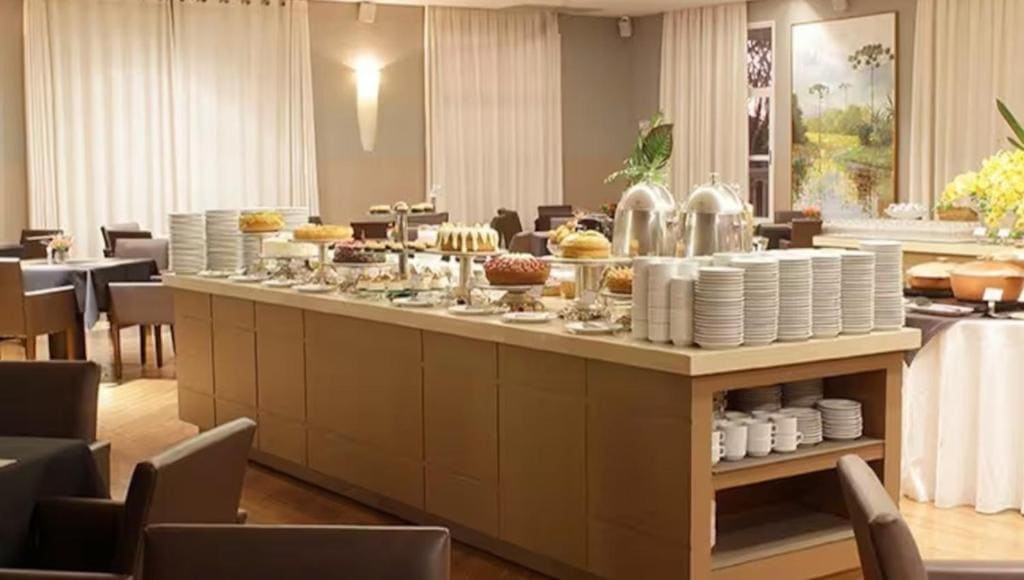 Flat 604 Araucaria Plaza - View 6