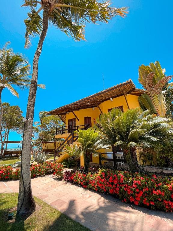 Arraial Bangalô Praia Hotel - View 4