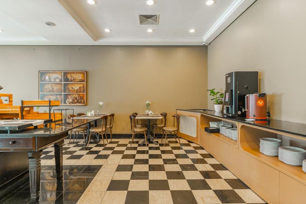 Batel Luxury - Próx Pátio Batel - View 7