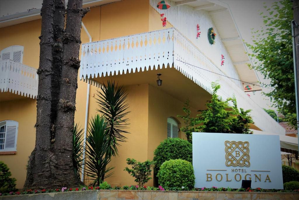 Hotel Bologna - Main view