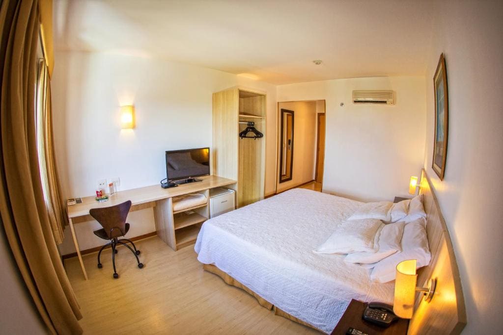 Hotel Campo Largo Express - View 2