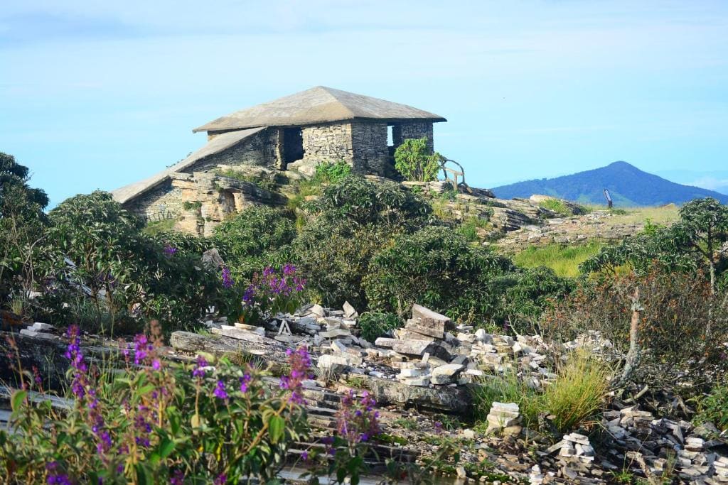 Pousada Hospedaria Oliveira - São Thomé das Letras - View 4