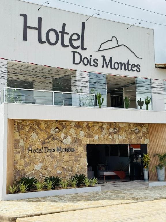 Hotel Dois Montes - Main view