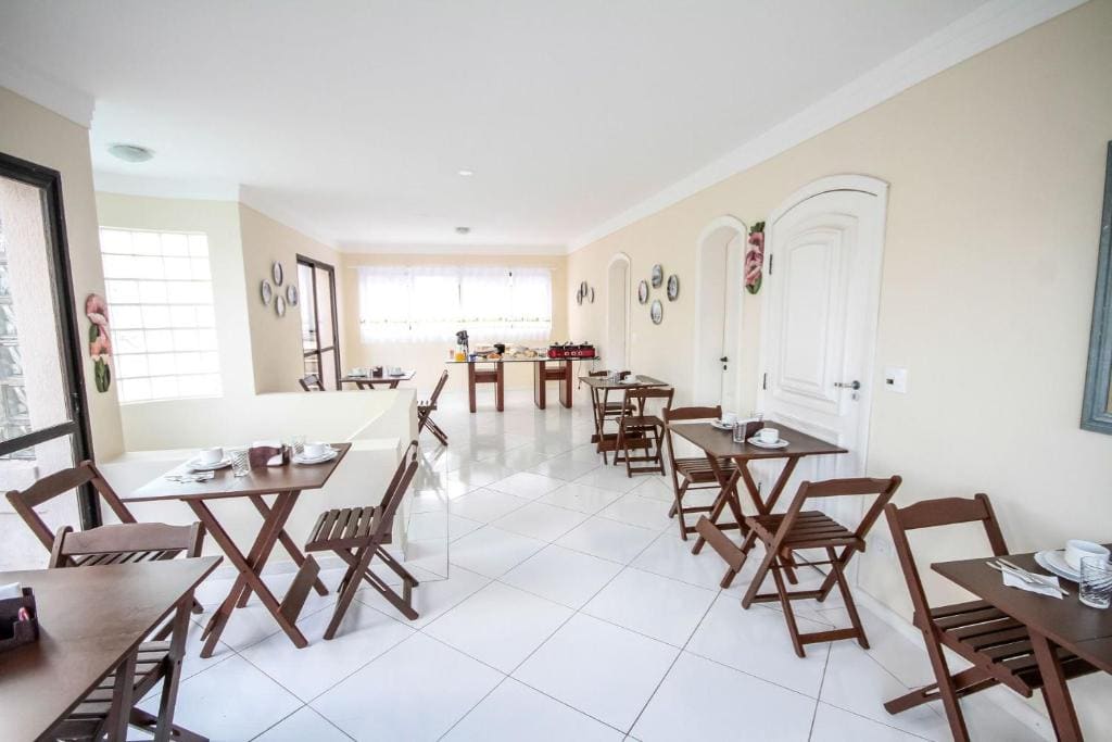 Suites Natalia Enseada - View 2