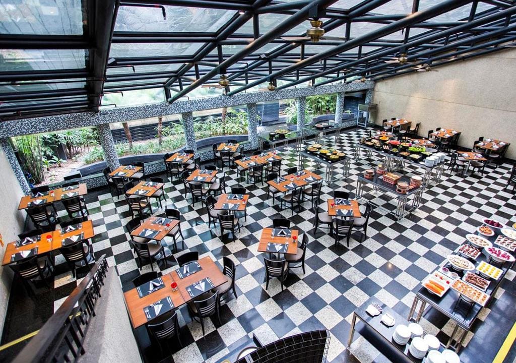 Estanplaza Funchal Faria Lima - View 3