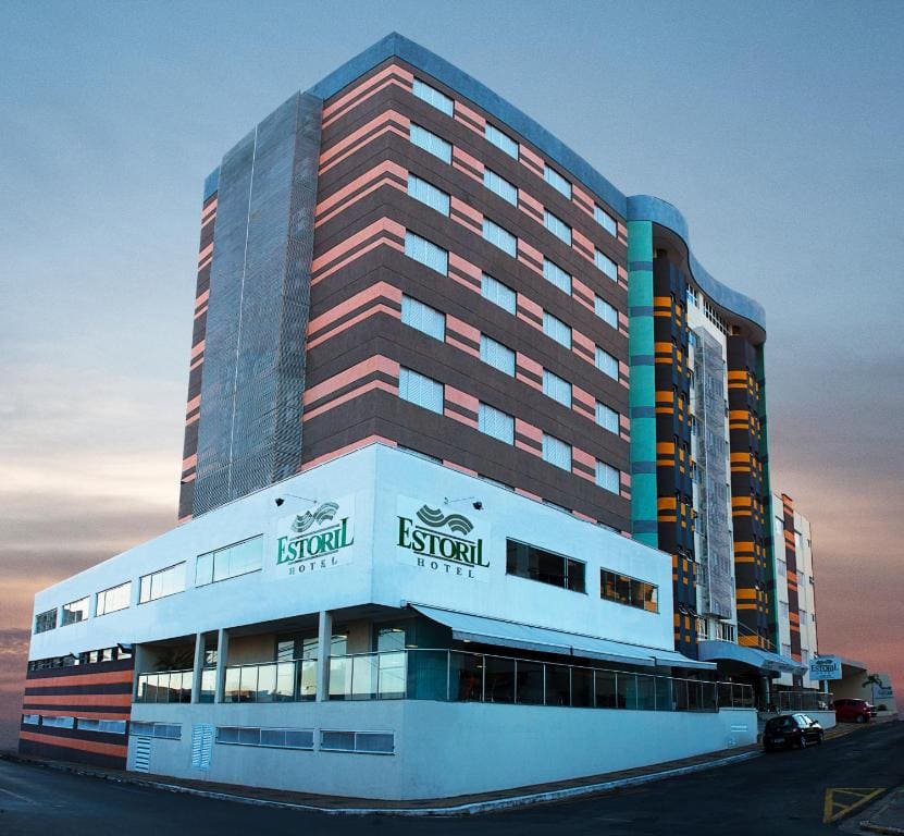 Estoril Hotel - Main view