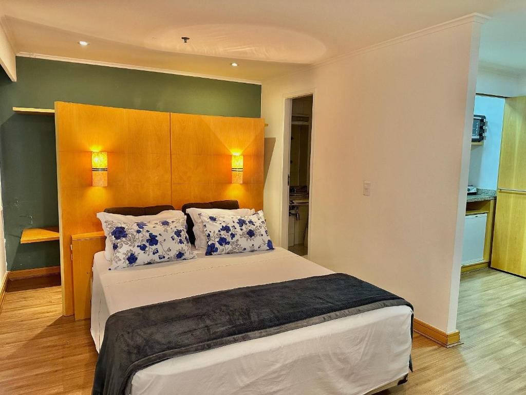 Flat Itaim Bibi Ibirapuera na Rua Tuim 18 - UH1205 - View 4