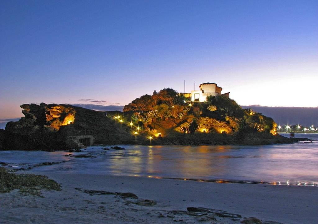 Malibu Palace Hotel - Main view
