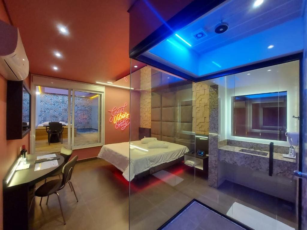 Motel Belle - View 6
