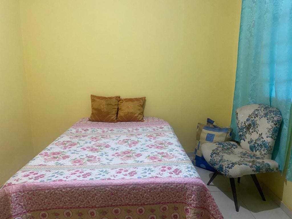 PENSÃO da DONA FATIMA - Main view