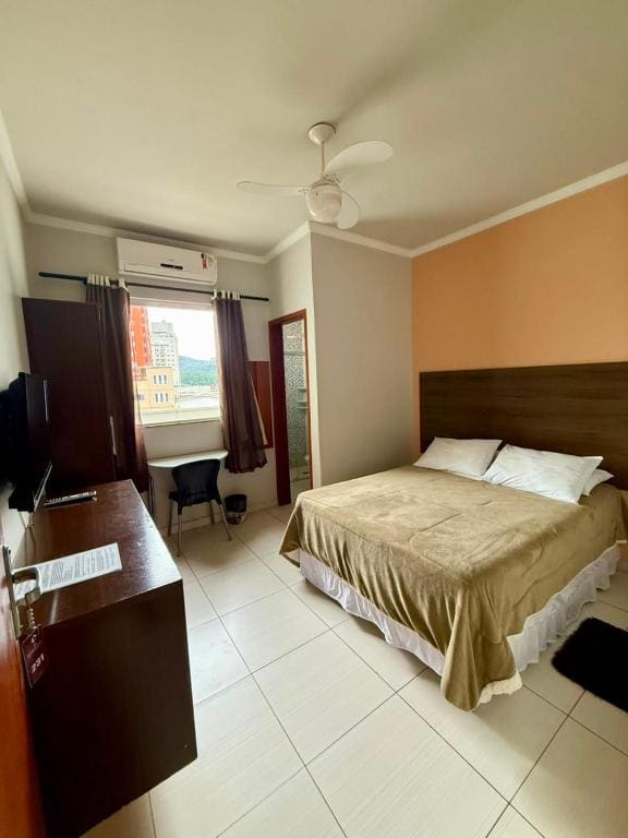 Hotel Tadini - Main view