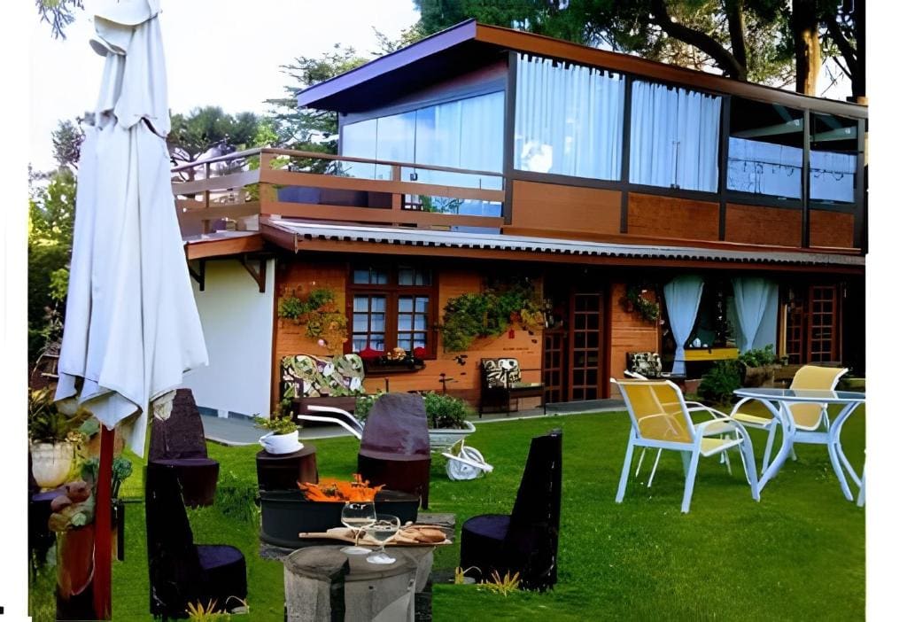 The Writer's House - View 3