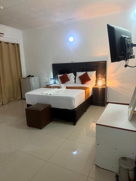 Crystal Premium Hotel, by CBD - View 3