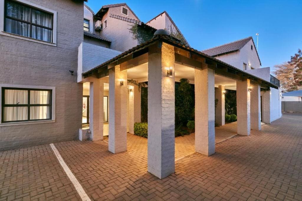 Golden Crystal Hotel Gaborone - View 2