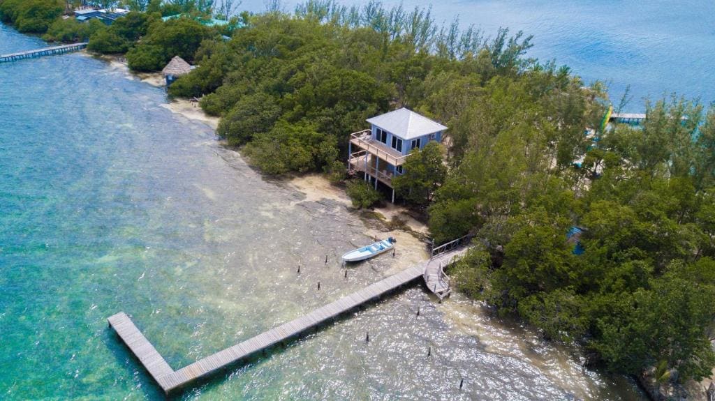Thatch Caye Resort a Muy'Ono Resort - View 4