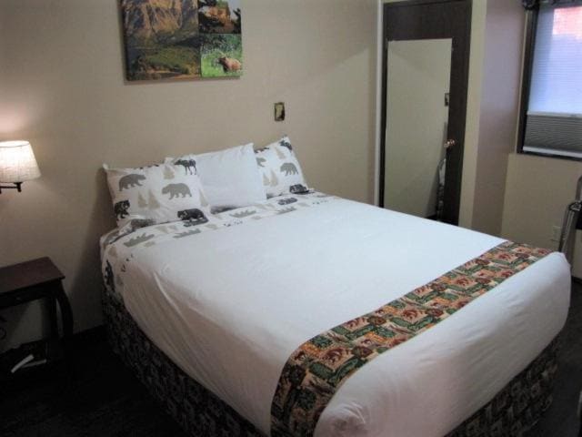 Bear Country Inn and Suites - View 4