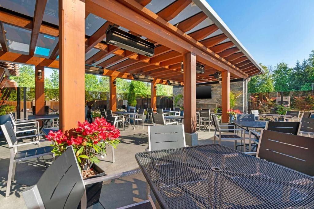 Best Western Plus Barclay Hotel - View 6