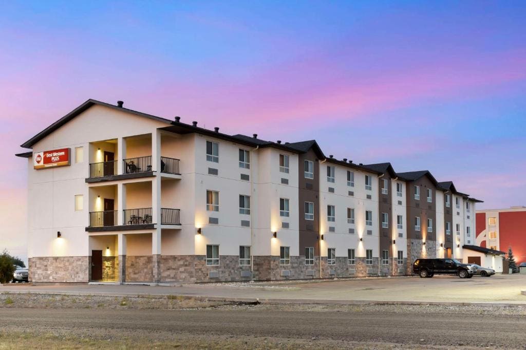 Best Western Plus Moosomin Hotel - View 5