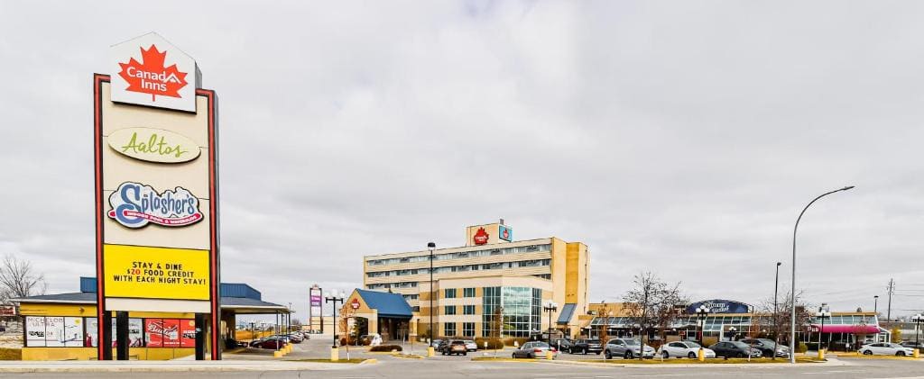 Canad Inns Destination Centre Polo Park - Main view