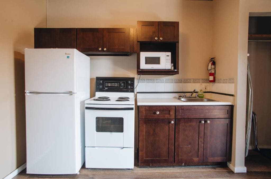 Canadas Best Value Inn and Suites Fernie - View 4