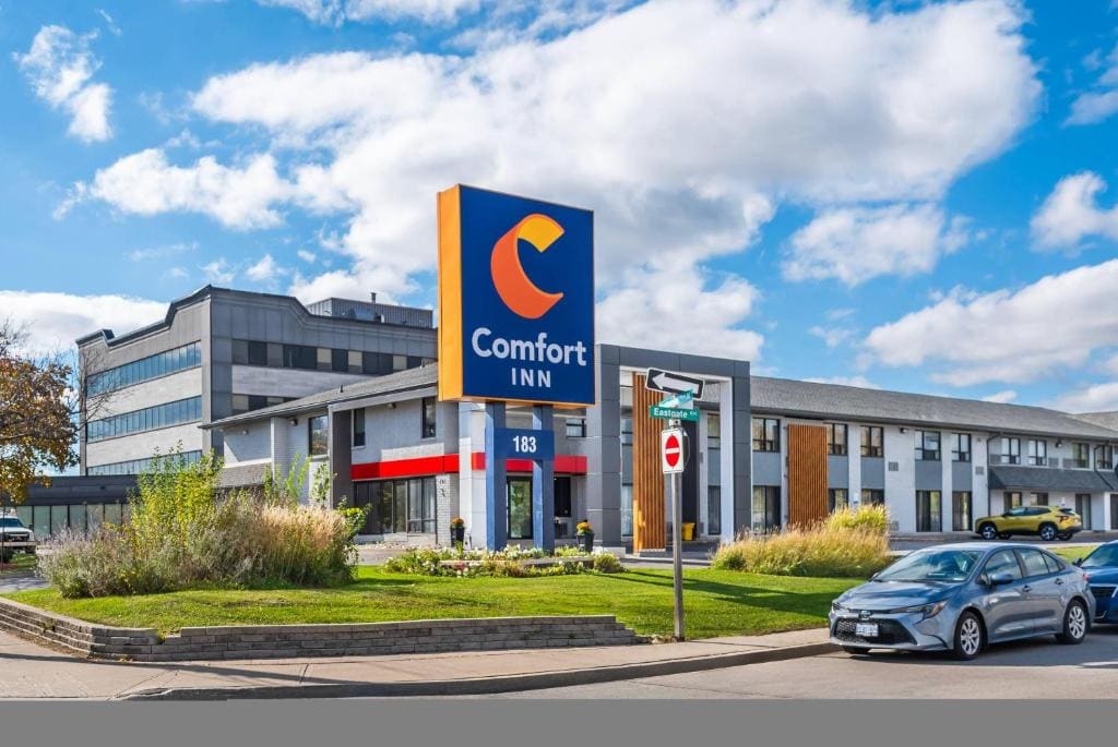 Comfort Inn - Main view