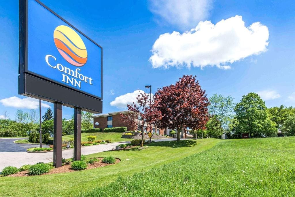 Comfort Inn - Main view