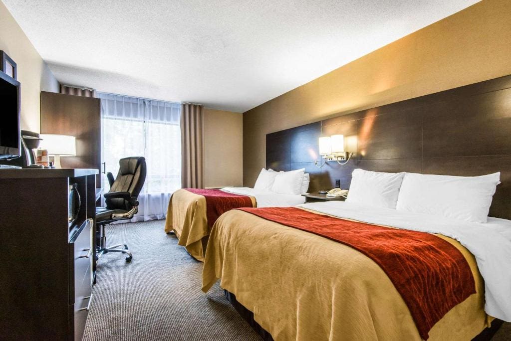 Comfort Inn - View 2