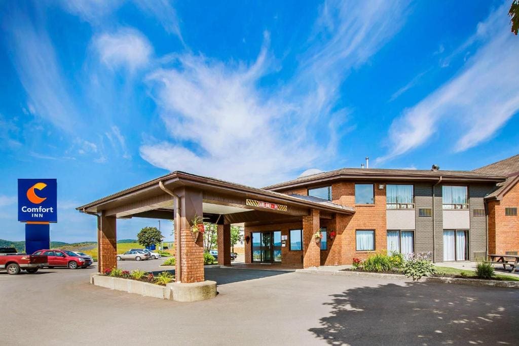Comfort Inn - Main view