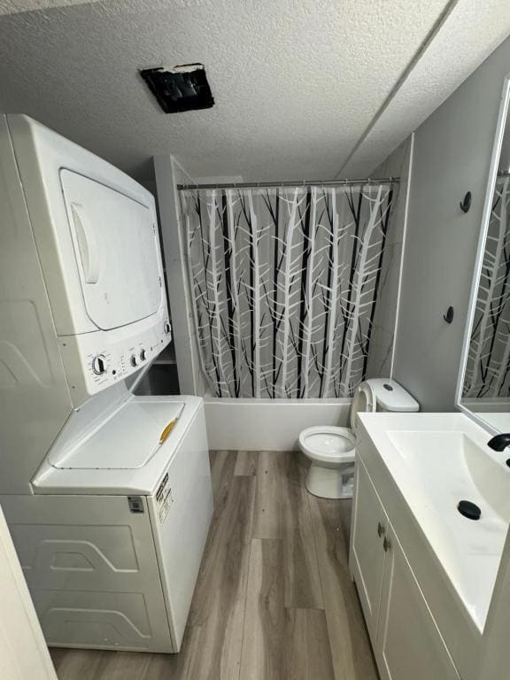 Spacious 2BR, 2 queen beds, near Downtown Calgary Zoo Costco - View 3