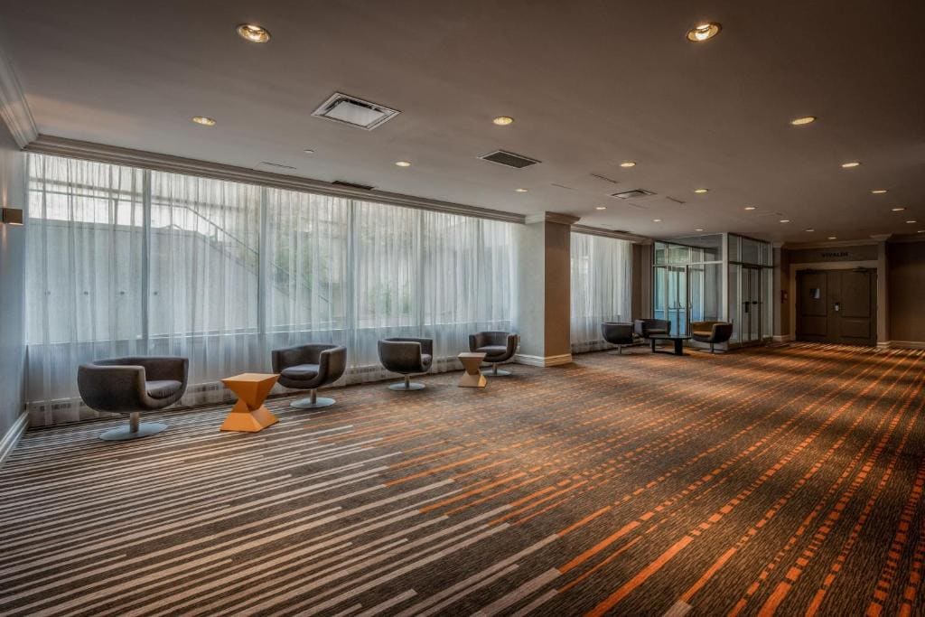 Delta Hotels by Marriott Montreal - View 6
