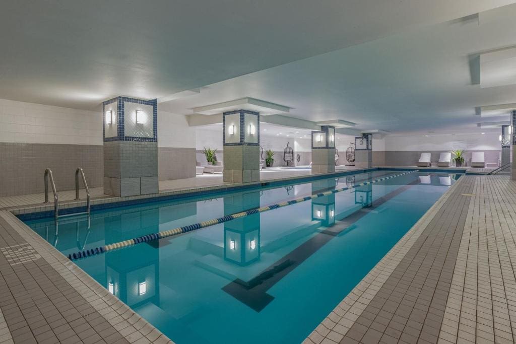 Delta Hotels by Marriott Montreal - View 4