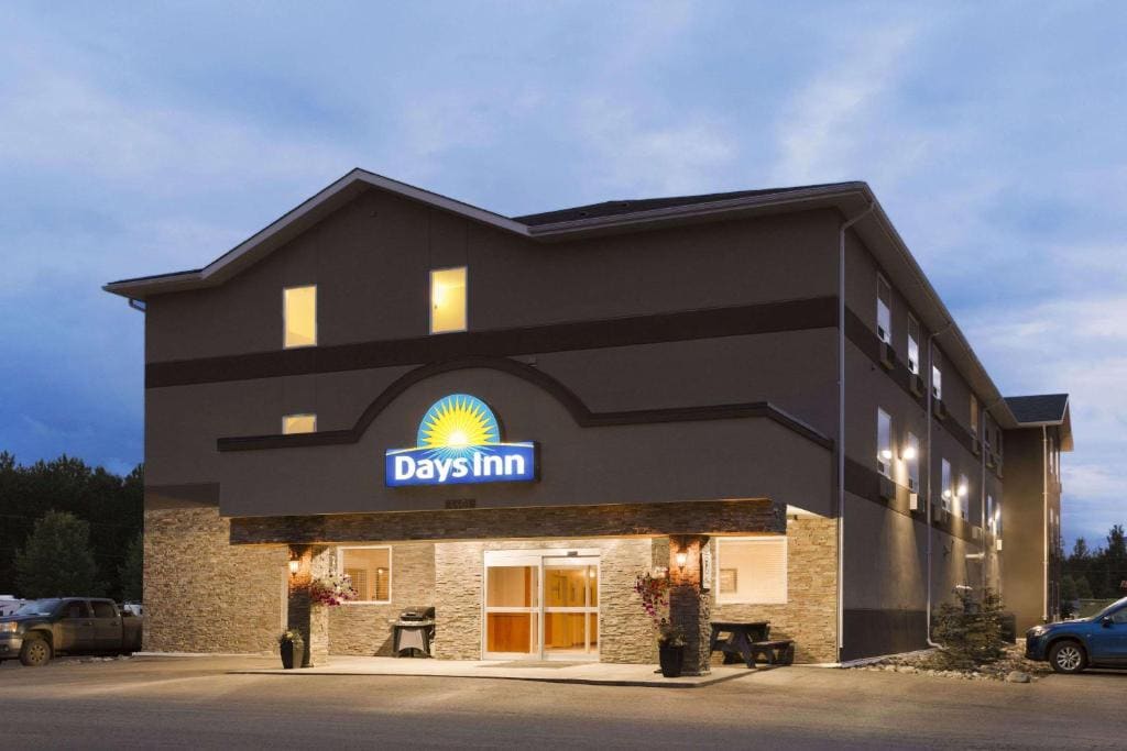 Days Inn by Wyndham Chetwynd - Main view