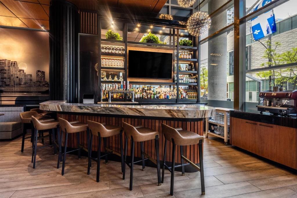 Embassy Suites by Hilton - Montreal - View 5