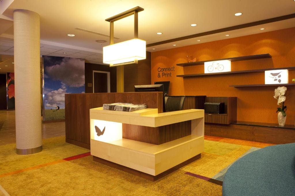 Fairfield Inn & Suites by Marriott Lethbridge - View 4