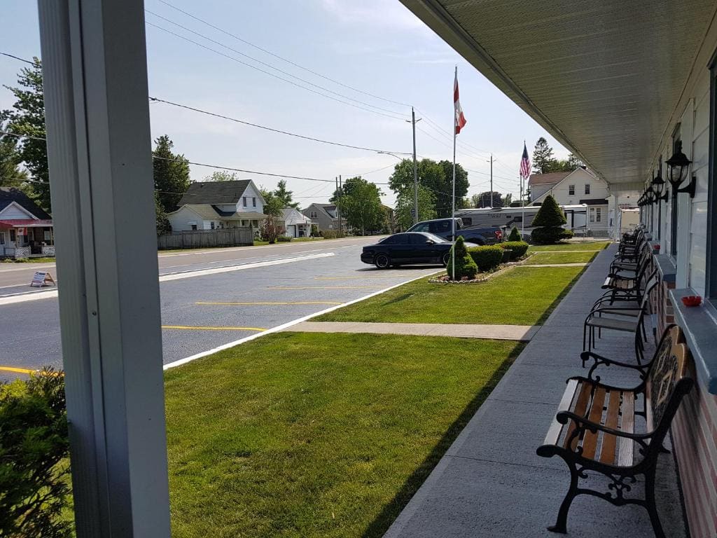 Fox Motor Inn - View 4
