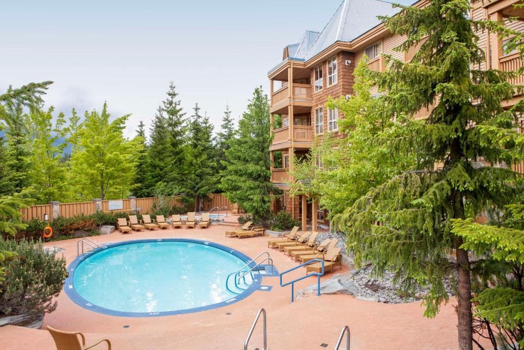 Hilton Grand Vacations Club Whistler - View 3